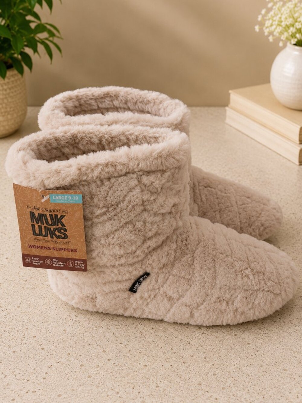 Muk Luks Fuzzy Bootie Sz 9-10 Slippers Beige Women’s Cozy Plush NWT